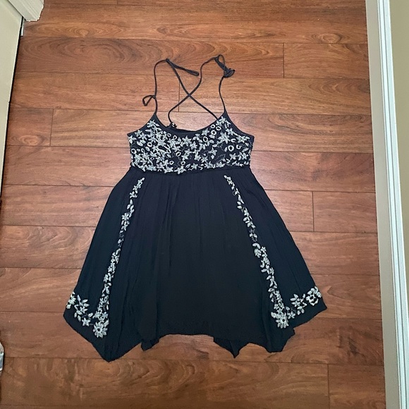 Cute flowy summer dress AE (m) - Picture 1 of 7